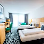 Four Points By Sheraton Plaza 호텔 4*