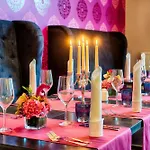 מלון Four Points By Sheraton Plaza