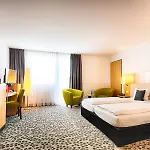 Four Points By Sheraton Plaza מלון אופנבאך