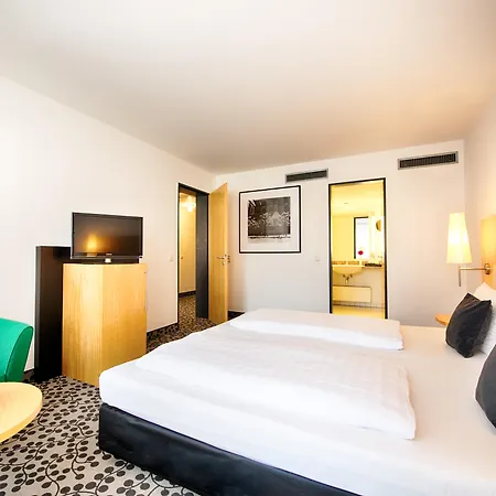 Hotel Achat Plaza 4*