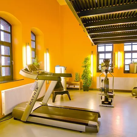 Four Points By Sheraton Plaza 4*