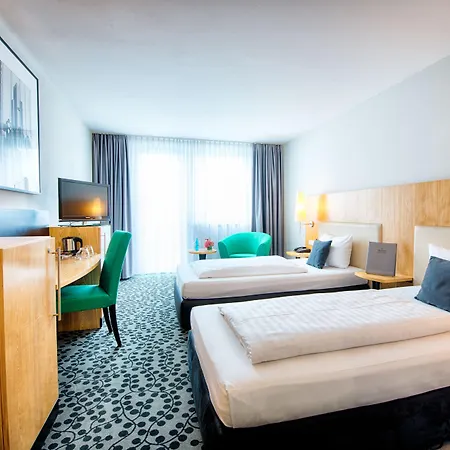 Four Points By Sheraton Plaza 酒店 4*