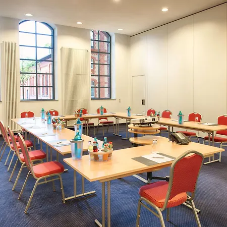 Four Points By Sheraton Plaza Hotel