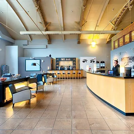 Hotel Achat Plaza 4*