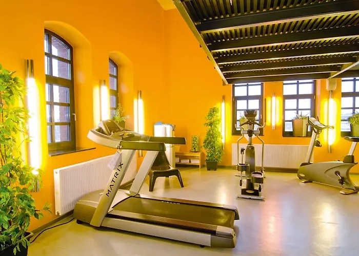 Four Points By Sheraton Plaza 4*