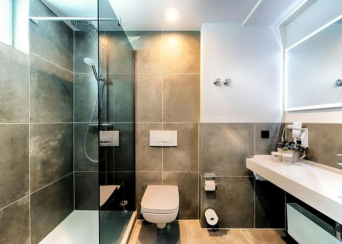 Four Points By Sheraton Plaza